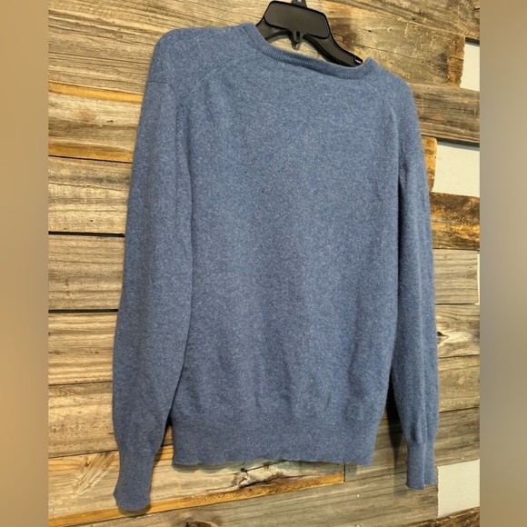 DUNCAN CAMERON of
Hawick- Size large-100% Cashmere - Picture 6 of 6